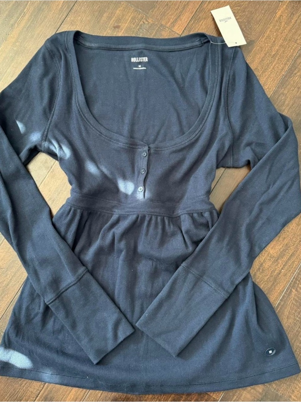 Hollister navy blue button + tie back babydoll top